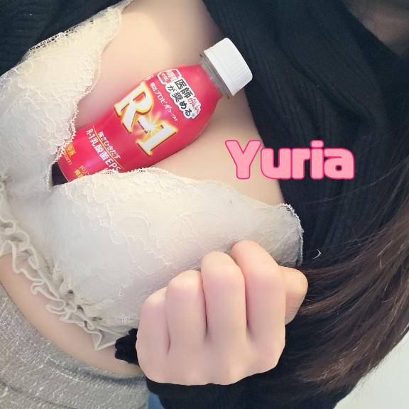 ゆりあ　フェラが大好きドエロ美女